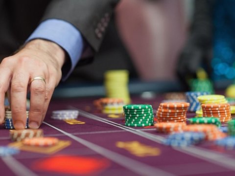 Kazinoların leqallaşdırılması Azərbaycan iqtisadiyyatına nə verəcək? 