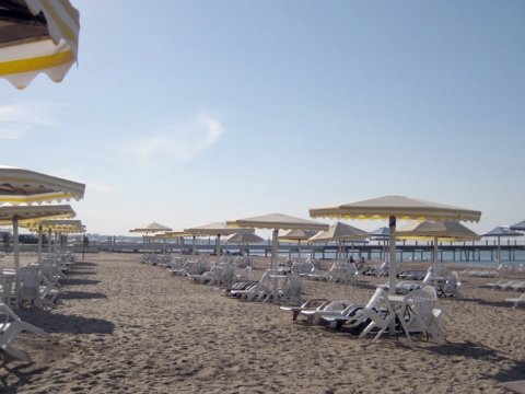 Çimərliklərdə yoxlama aparıldı - Nöqsanlar aşkarlandı