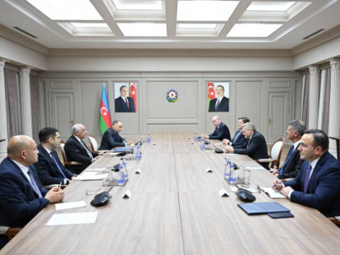 Əli Əsədov BP-nin nümayəndə heyəti ilə görüşdü