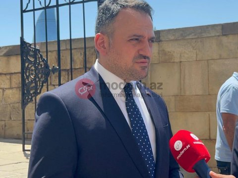 Türkiyəli nazir müavini Bakıda - Ölkələr arasında mübadilə proqramları olacaq - FOTO