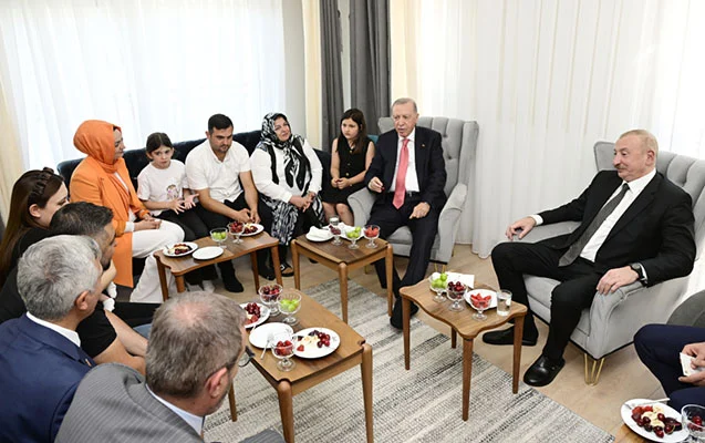 İlham Əliyevlə Ərdoğan onların qonağı oldu - VİDEO