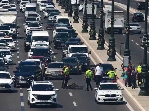 Bakıda piyada vuruldu&nbsp;- VİDEO