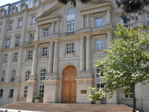 Maliyyə Nazirliyi banklara əlavə 500 milyon depozit yerləşdirdi