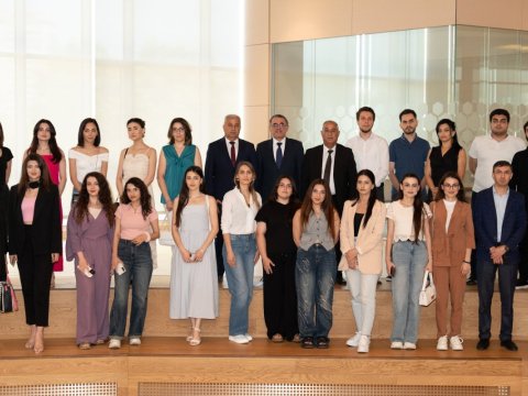 Mətbuatın 150 ili: seminarlar bitdi - FOTOLAR