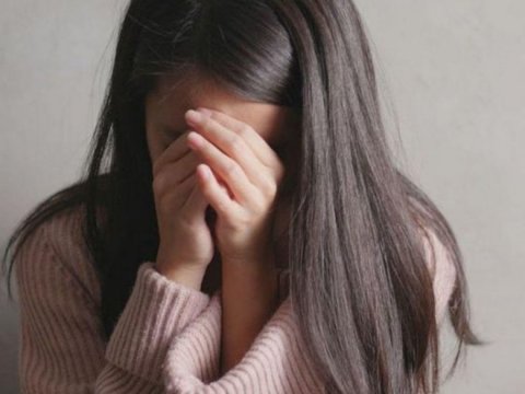 Axundun qaçırdığı 16 yaşlı qızın atası DANIŞDI