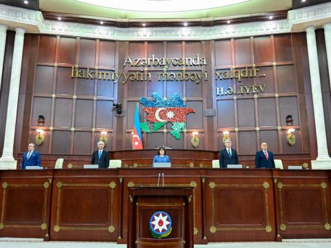 Deputatlar Naxçıvan Konstitusiyasının dəyişdirilməsi üçün&nbsp;TOPLAŞIR