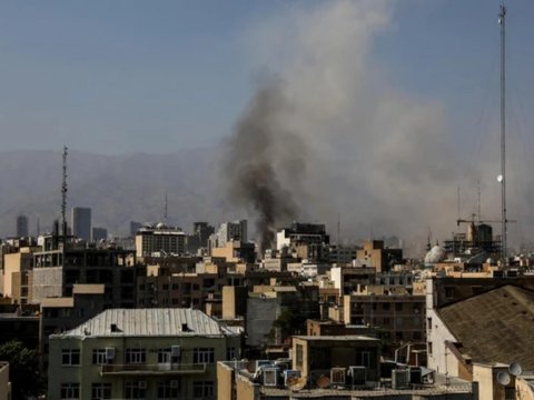 İsrail Qum şəhərini vurdu - ÖLƏNLƏR VAR