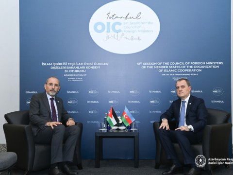 Ceyhun Bayramov iordaniyalı həmkarı ilə müzakirə apardı