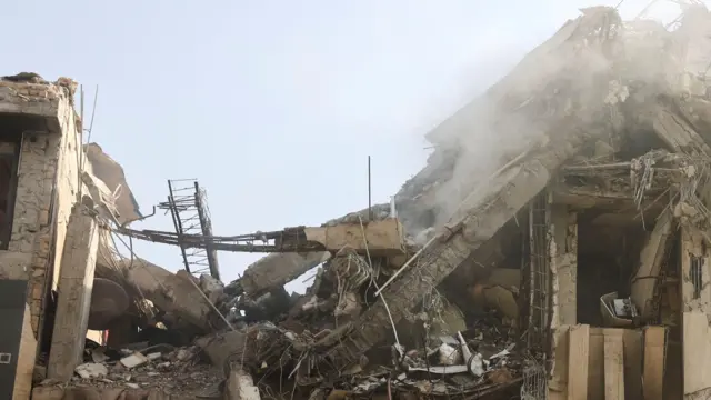 İranda 400-dən çox ÖLƏN VAR