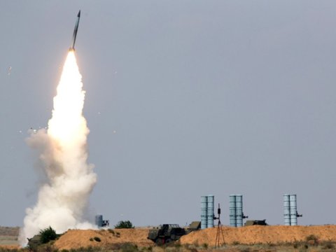 İrandan İsrailə 35 raket atılıb - Yaralananlar var