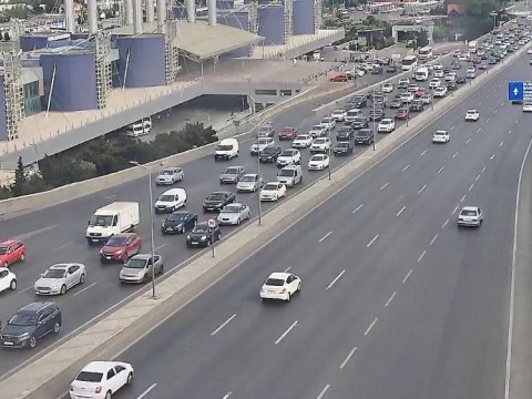 Bakının 4 yolunda tıxac var - Sürücülərin nəzərinə!