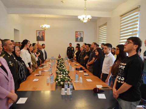 Müdafiə Nazirliyində media və QHT nümayəndələri ilə görüş keçirildi