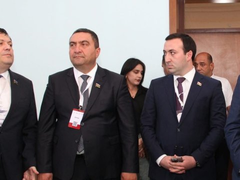 Deputatlar sertifikasiya prosesini izlədilər - FOTO