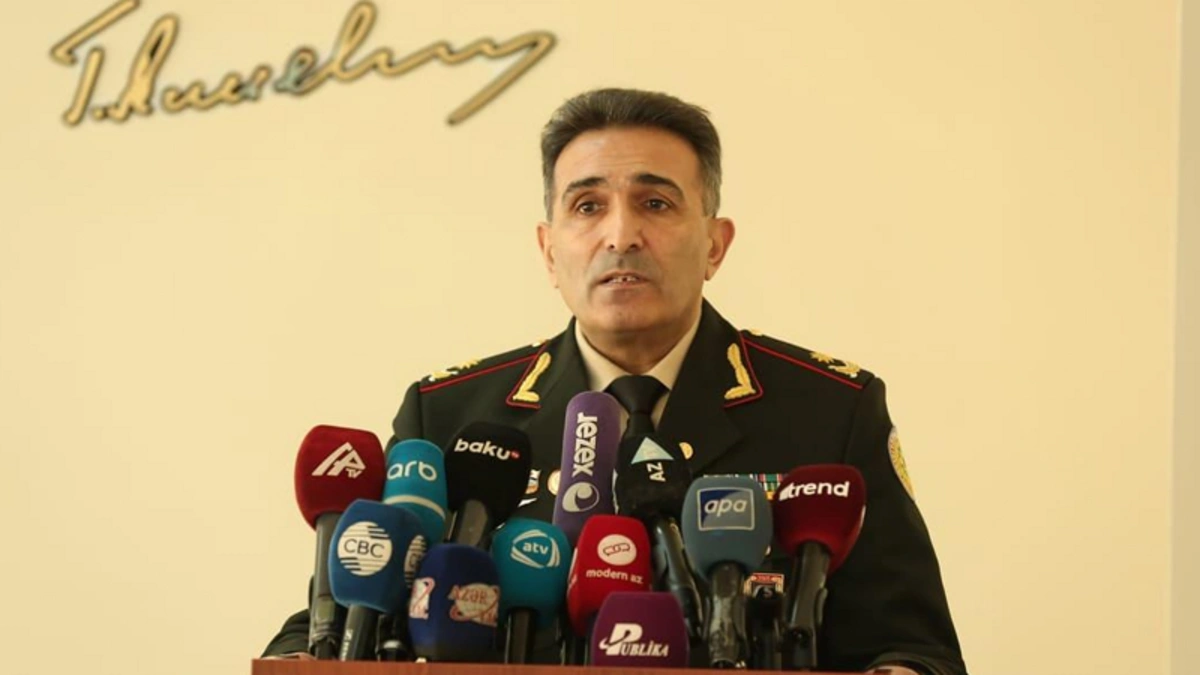 Kəmaləddin Heydərov generalı təqaüdə göndərdi