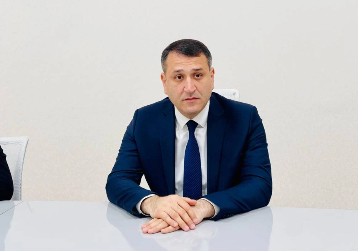 Nazir onu xəstəxanaya direktor təyin etdi