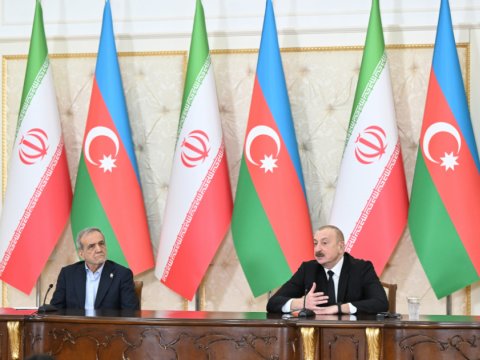 İlham Əliyev İran Prezidenti ilə danışdı - BAŞSAĞLIĞI VERDİ