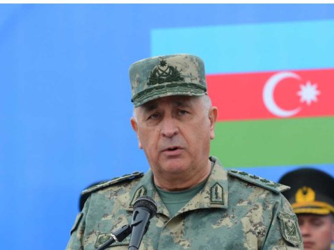 General Kərim Vəliyev Türkiyəyə getdi