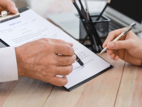 Başqasının gömrük borcunu ödəmək mümkün olmayacaq