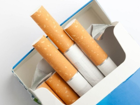 &ldquo;Cibinə siqaret al, qoy&rdquo; sözünə görə 20 illik dostunu ÖLDÜRÜB