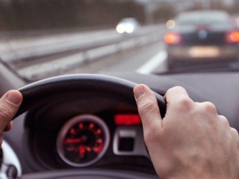 Narkotikdən istifadə edən sürücü saxlanıldı