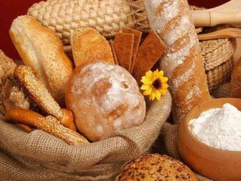 Un ucuzlaşıb - çörəyin qiymətinə təsir edəcəkmi?