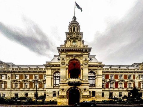 Bakıda qəzalı binalarla bağlı Komissiya YARADILDI