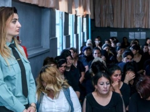 Azərbaycanda qadın məhkumların sayı ARTIB