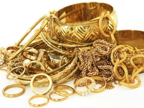 Sulutəpədə evlərdən 10 min manatlıq qızıl oğurlandı