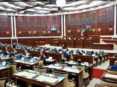 “Xüsusi icra məmurları haqqında” yeni qanun layihəsi I oxunuşa çıxarıldı