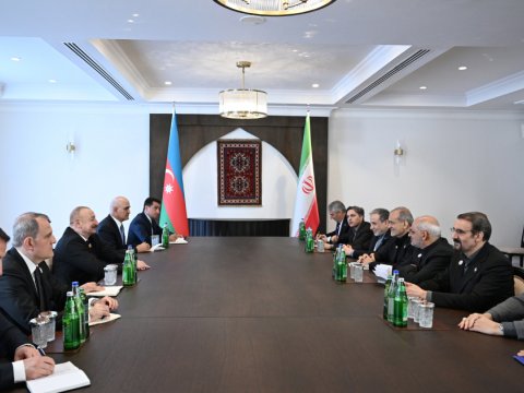 İlham Əliyevlə Pezeşkian Xankəndidə görüşüb