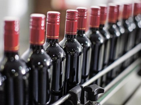 Azərbaycanda spirtli içkilərin istehsalı kəskin ARTIB