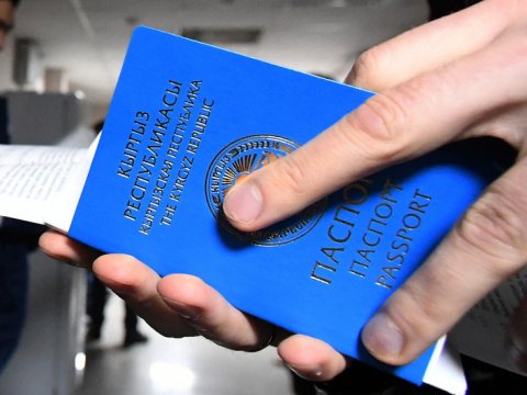 Bu ölkə ruslara vətəndaşlıq verməyi&nbsp;DAYANDIRDI