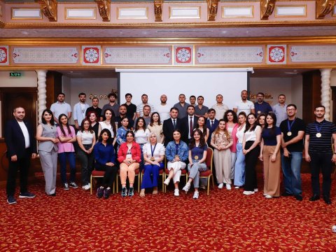 Azərbaycan milli mətbuatının 150 illiyi münasibətilə media nümayəndələri arasında intellektual yarış keçirilib