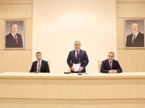 Nazir yeni rektoru kollektivə təqdim etdi