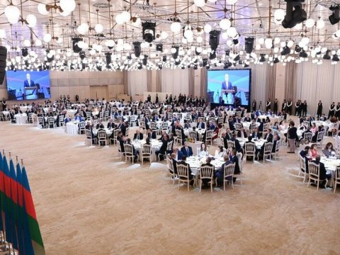 XİN Gülüstan sarayında rəsmi qəbul təşkil etdi