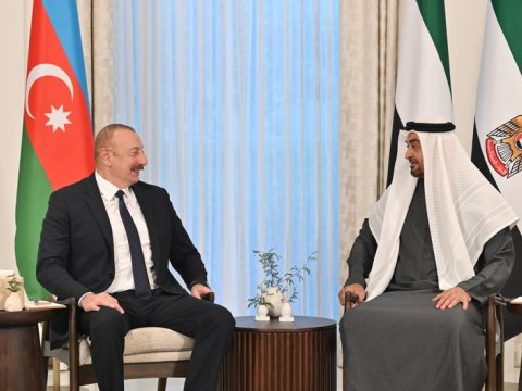 İlham Əliyev həmkarı ilə görüşdü - Mühüm saziş İMZALANDI