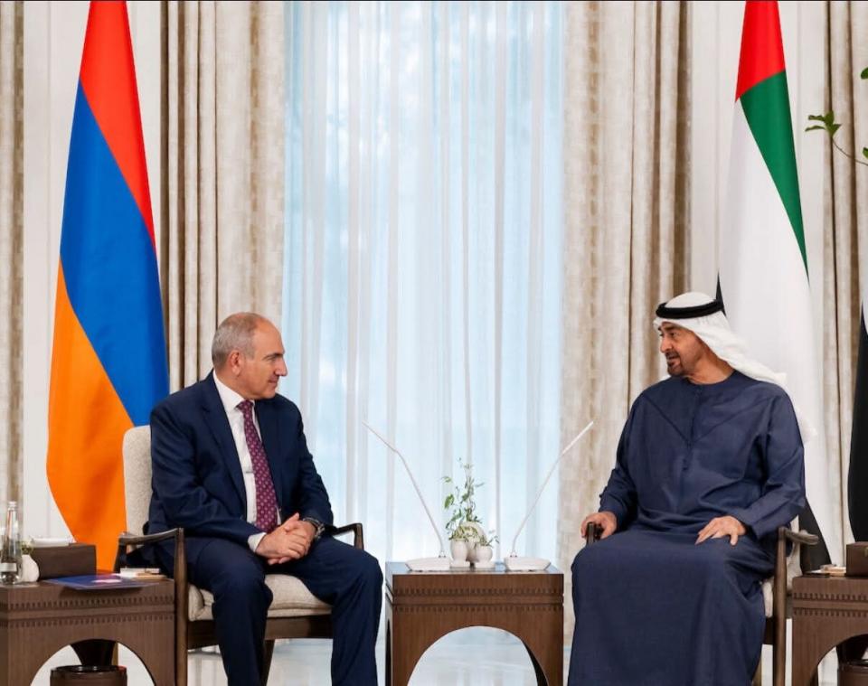 İlham Əliyevdən sonra Paşinyanla görüşdü