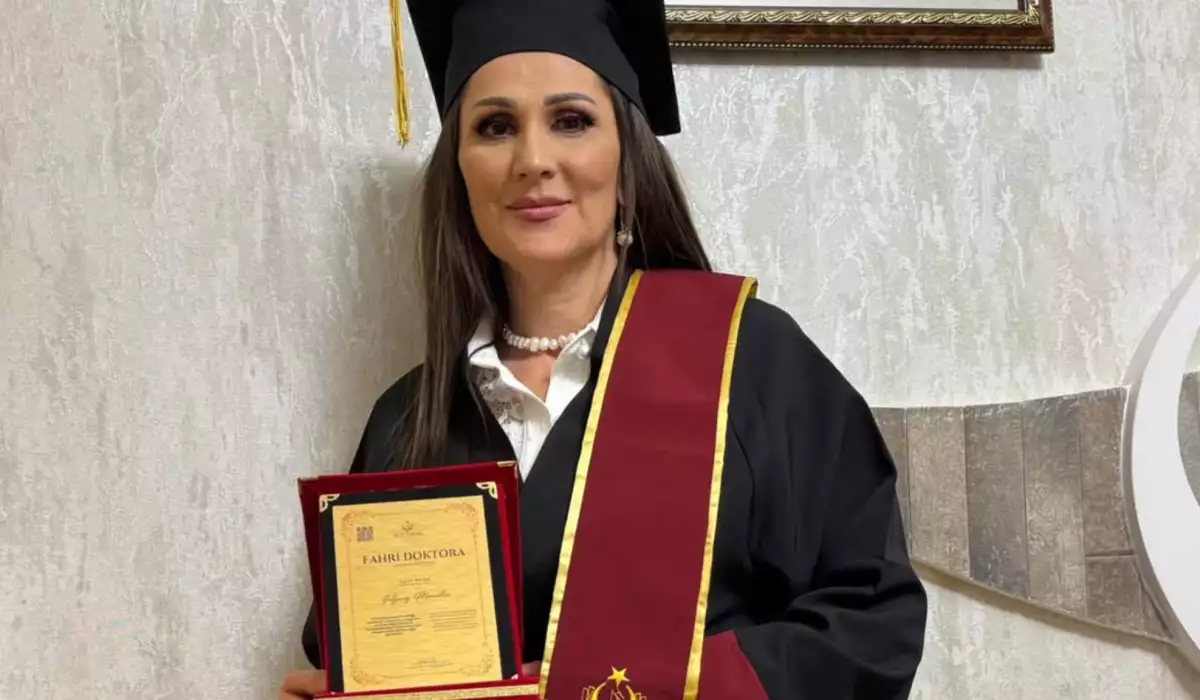 Gülyanaq Məmmədovaya Fəxri doktor adı verildi