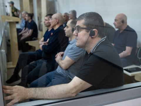 Atamın və qardaşlarımın başlarını kəsiblər... - Məhkəmədə ifadə verdilər&nbsp;