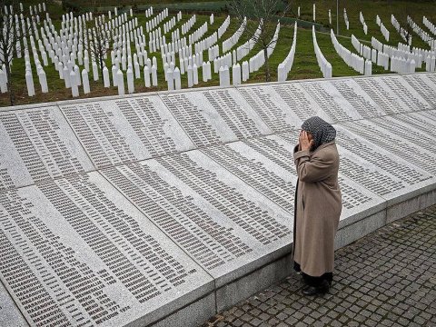 Bosniyalı müsəlmanların qətli -&nbsp;Srebrenitsa soyqırımından 30 il ötür
