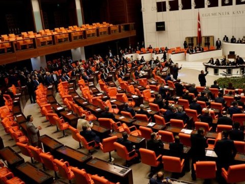 Parlament PKK-ya görə yeni komissiya YARADIR