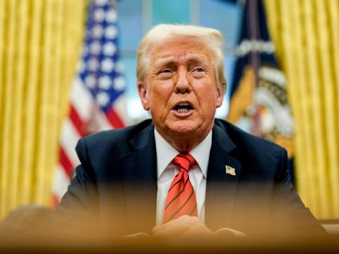 Tramp Aİ-dən gələn mallara 30% rüsum tətbiq etdi