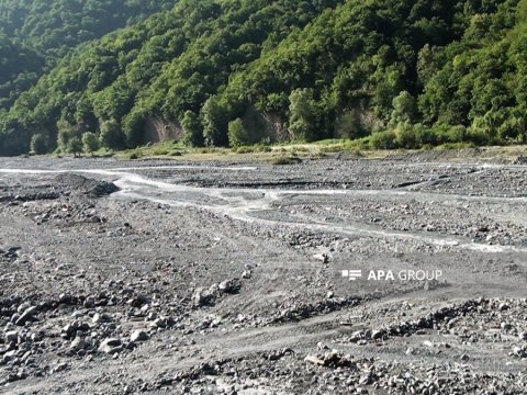 2 yaşlı uşaq çayda boğuldu