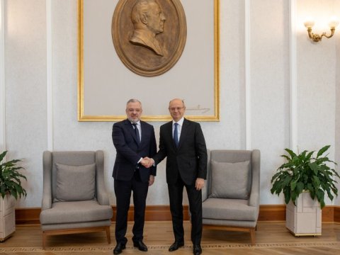 Ukrayna Azərbaycanla iqtisadi əməkdaşlıq planı imzaladı