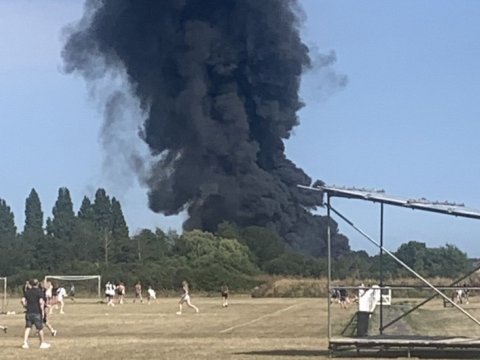 London yaxınlığında təyyarə qəzası