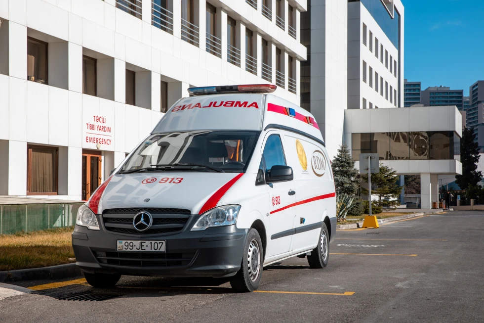 Bakıda 4 nəfəri gün vurdu