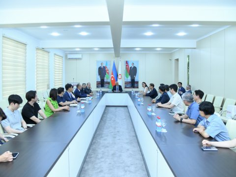 BMU-da koreyalı müəllimlərlə görüş keçirildi - FOTO