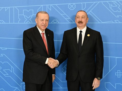 Azərbaycanla Türkiyə çiyin-çiyinə inamla irəliləyir