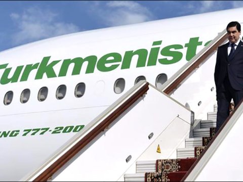 Qurbanqulu Berdiməhəmmədov Qarabağa gəlir