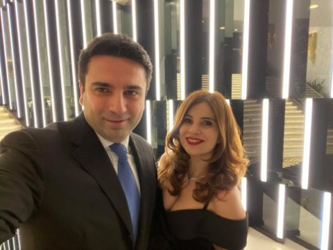 Ermənistan parlamentinin sədri arvadını boşadı - FOTO